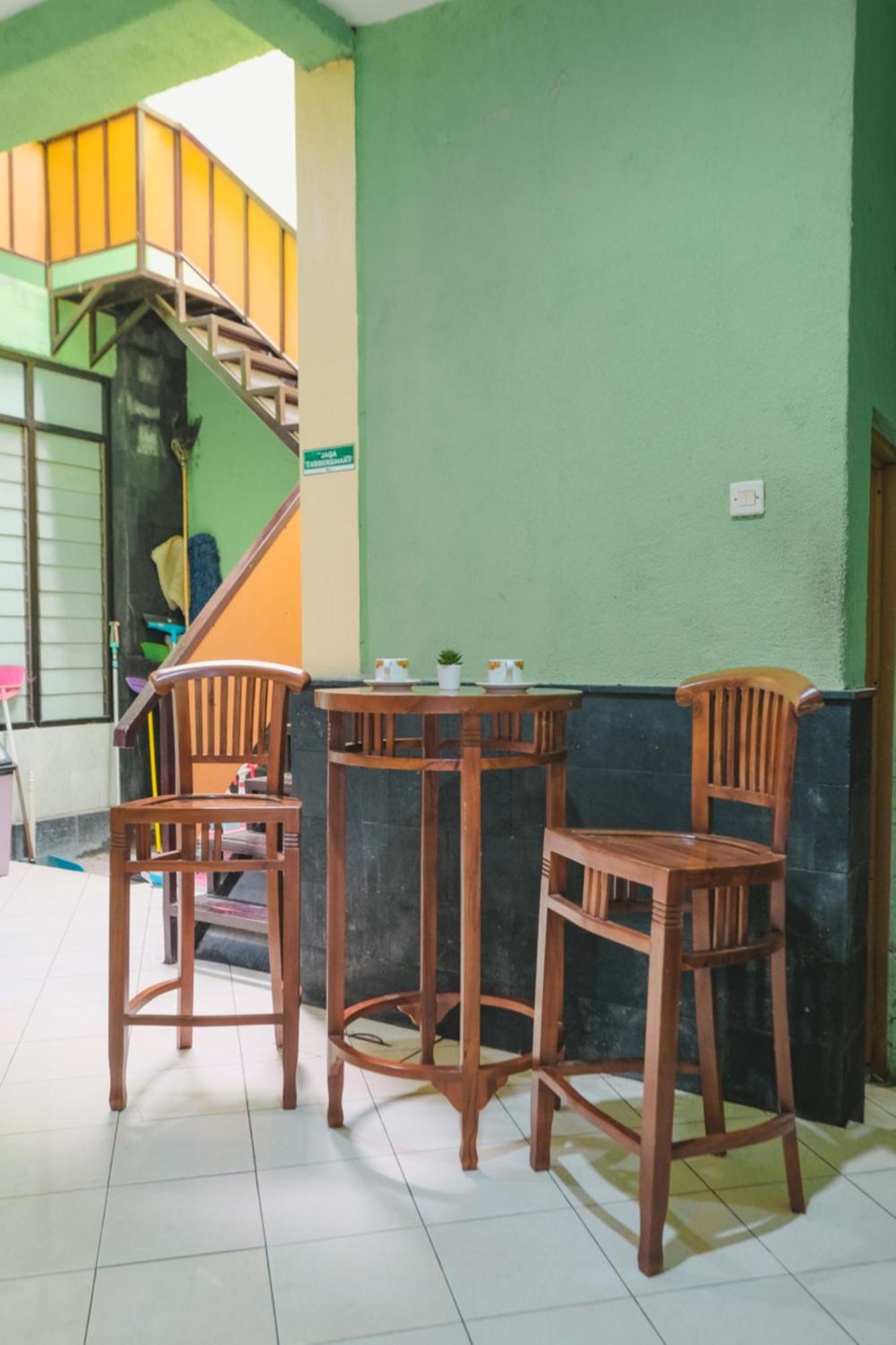 Homestay Simply Homy Jogja Dekat Gembira Loka Zoo Yogyakarta Exterior photo